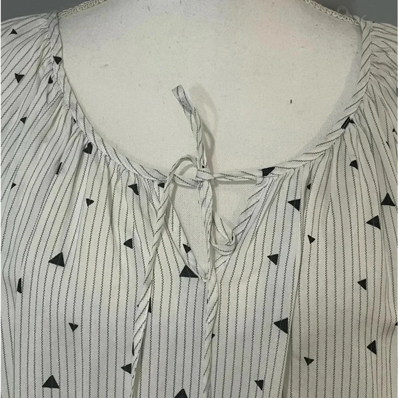 Como Black size XL pullover blouse NWT - Picture 8 of 10